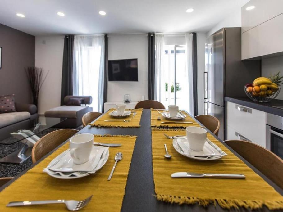 Bleu Villa - Three Bedroom Villa With Balcony And City View Dubrovnik Eksteriør billede